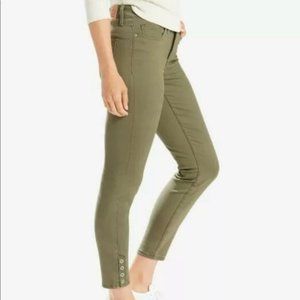Levi's Army Green Skinny Pants